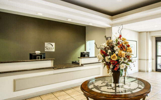 Sleep Inn & Suites Auburn Campus Area I-85