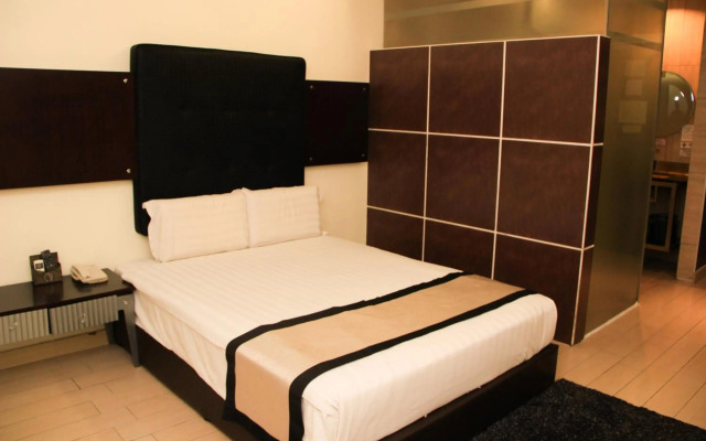 Shervinton Executive Boutique Hotel