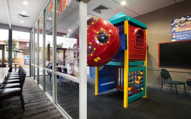 Nightcap at Morwell Hotel