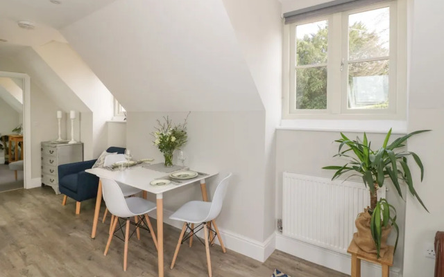 Coach House Mews