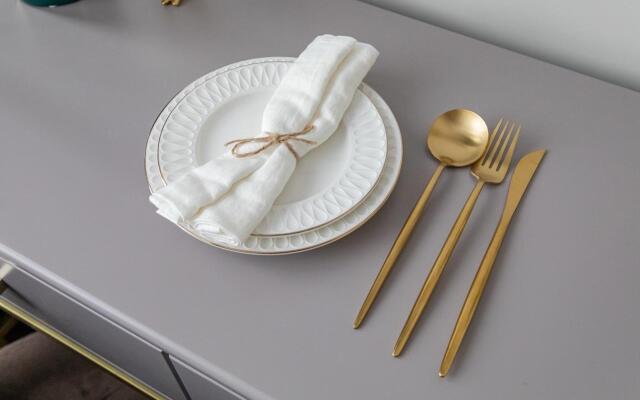 Full House (Фулл Хаус) на улице 1-я Магистральная 25