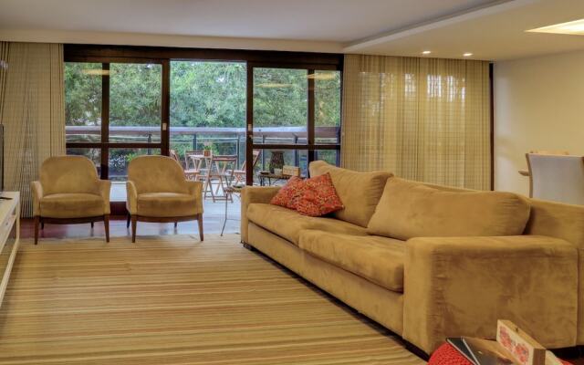 LinkHouse Amazing Spacious