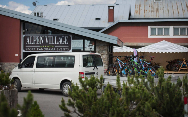 Alpen Village