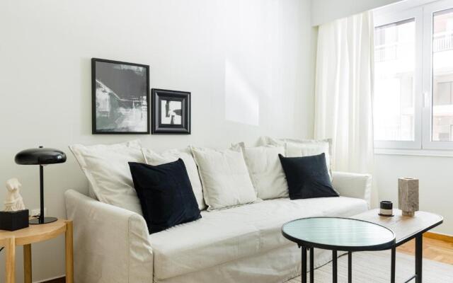 Serene 1 BR Apartment in Koukaki by UPSTREET