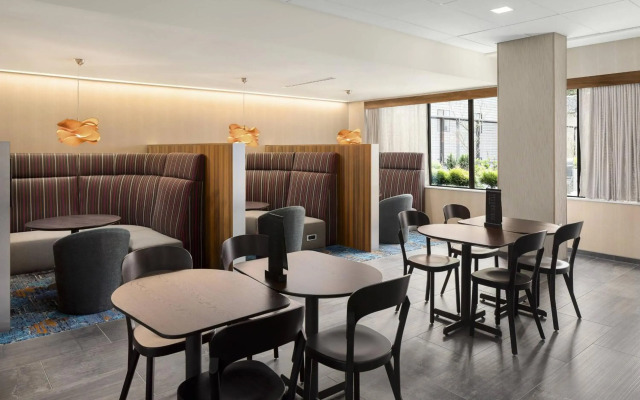 Courtyard by Marriott Seattle Northgate