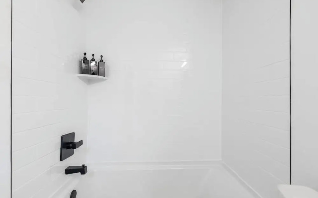 The Gallery Unit 301