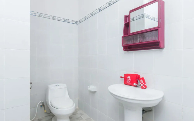 ZenRooms Seminyak Gang Rahayu