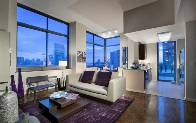 The Mcqueen - Self-Catered Apartment