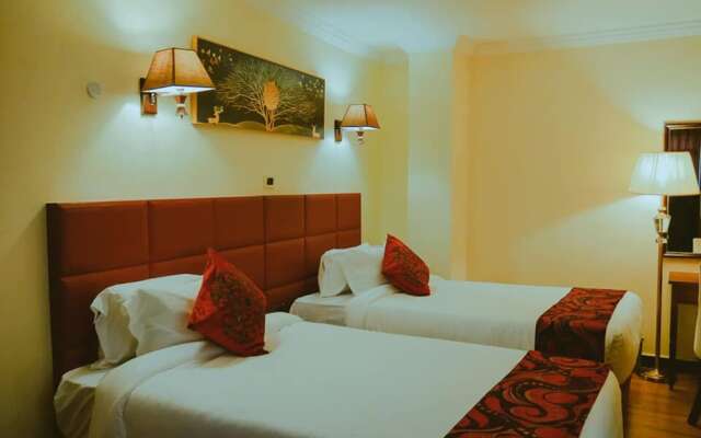 Moonlight Hotel