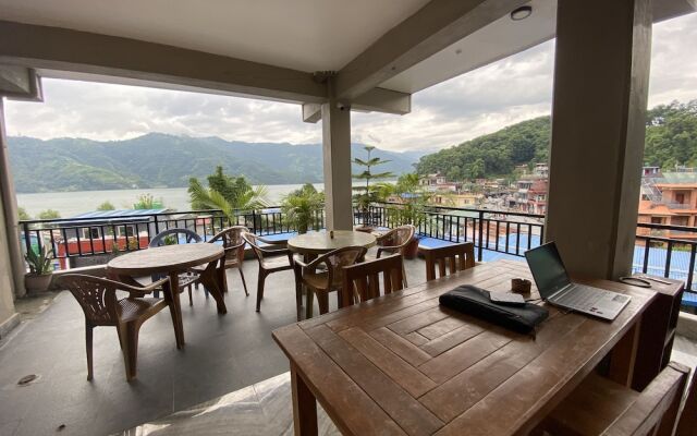 Hotel Eagle Zone
