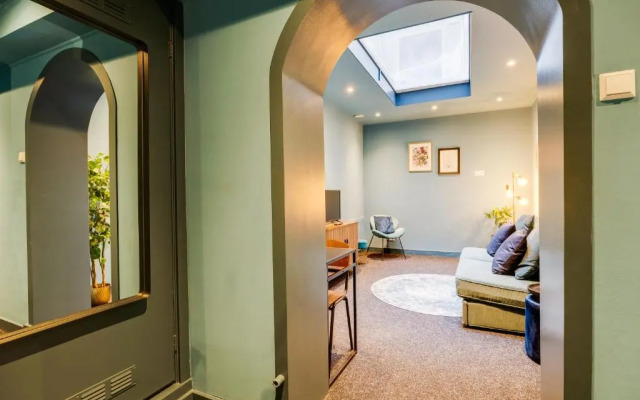 Zen Apartment