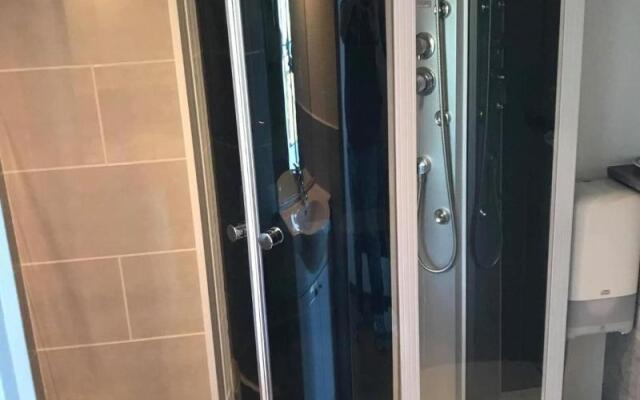 authentic by balladins - Hôtel le Privilège