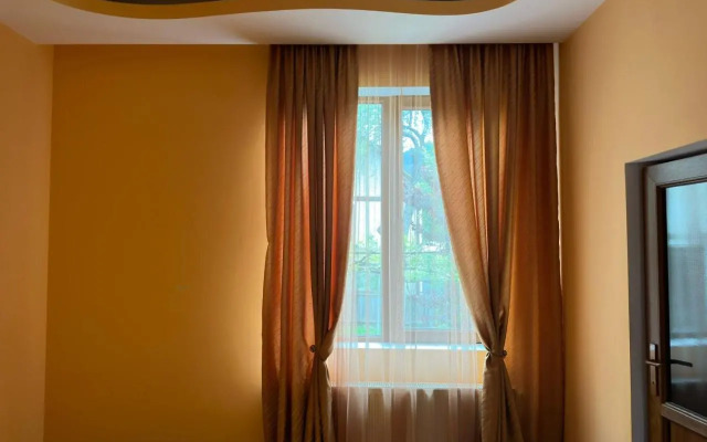 Guest House Manjgaladze 8