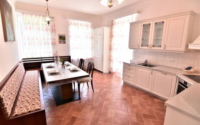 Vila Kljuce Apartments Bled