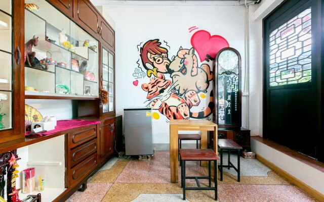 Taladnoi Paint House