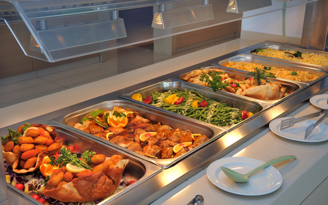 Nelia Beach Hotel & Spa