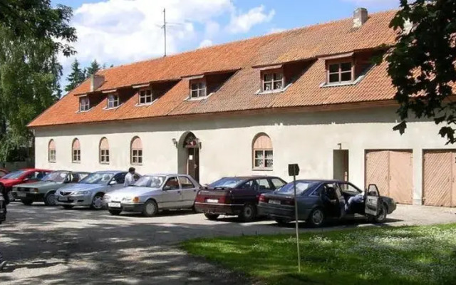 Vana Tall Guesthouse