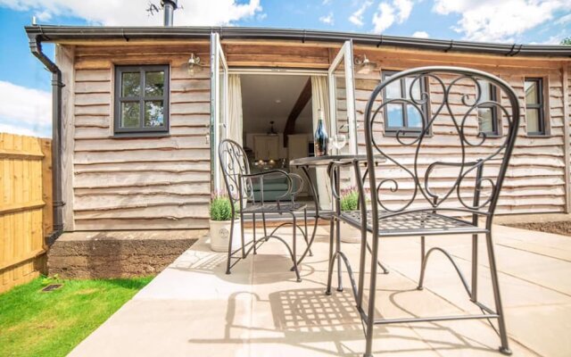 Lovely 1-bed Lodge in Drybrook