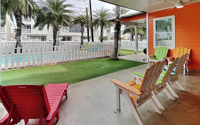 Avg622#2-beach Club 2