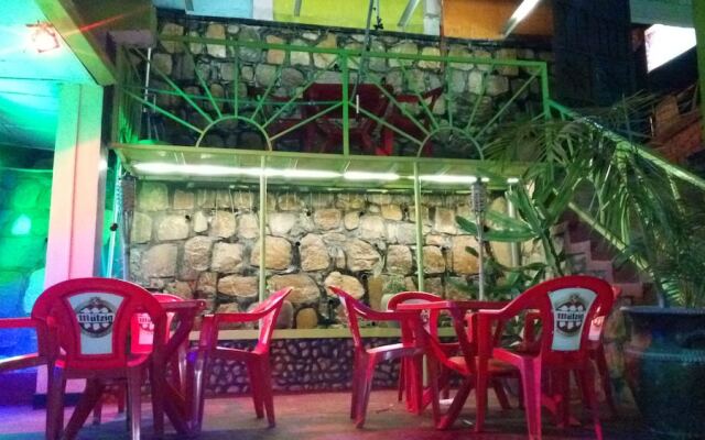 Colours Club and Spa