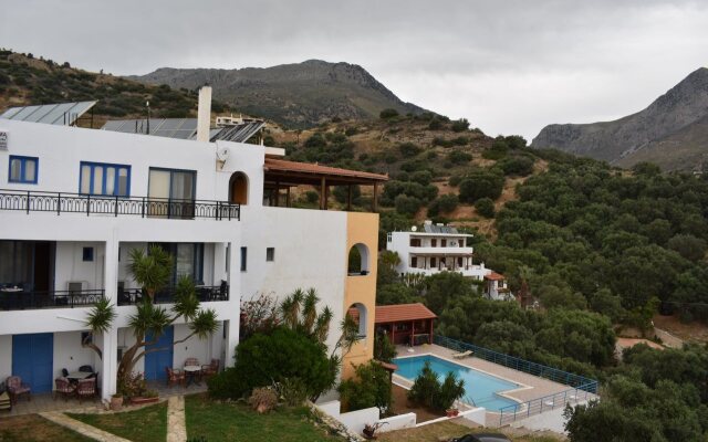 Panorama Studios and Apartments