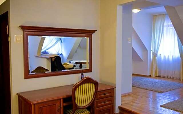 Hotel Artis
