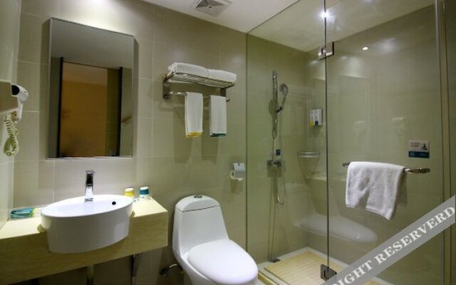 City Comfort Inn