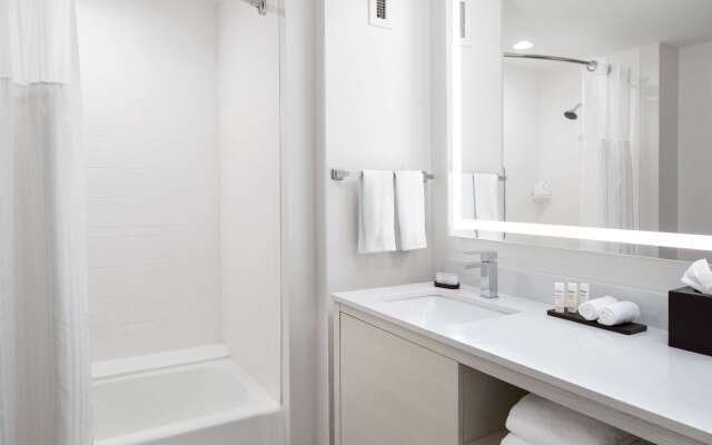 Embassy Suites by Hilton Tampa Airport Westshore