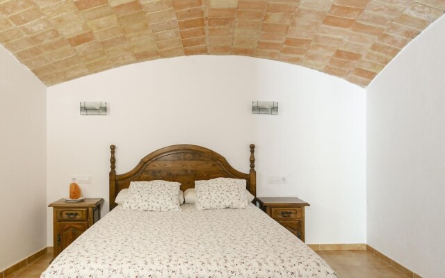 Rustic Holiday Home in Catalonia With Swimming Pool