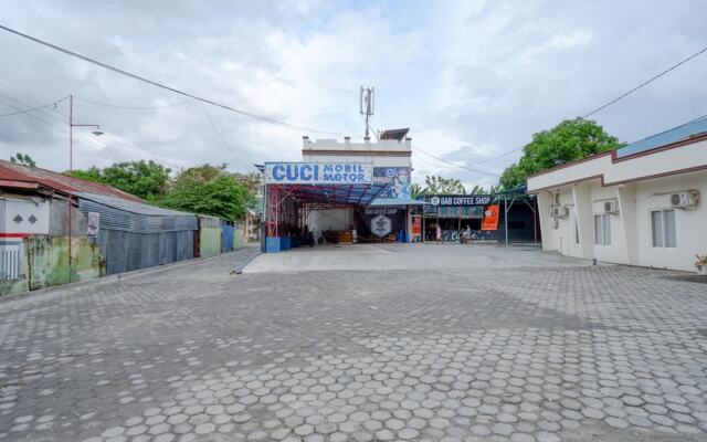 RedDoorz @ Hotel Bumi Palupy