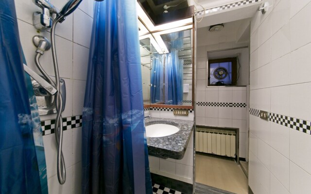 Budget San Stae House