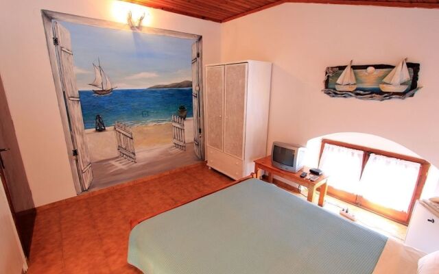 Symi Center