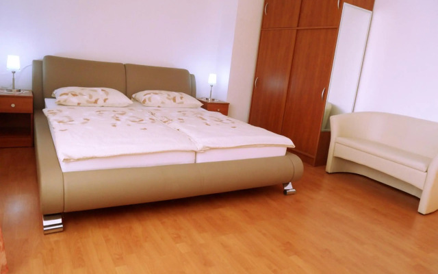 Adria Apartments