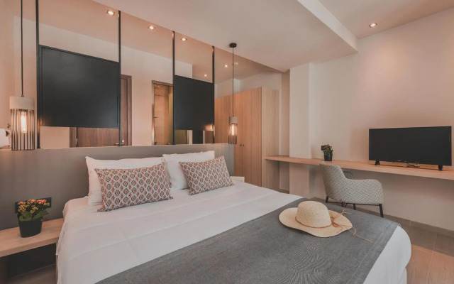 Cavo Suites