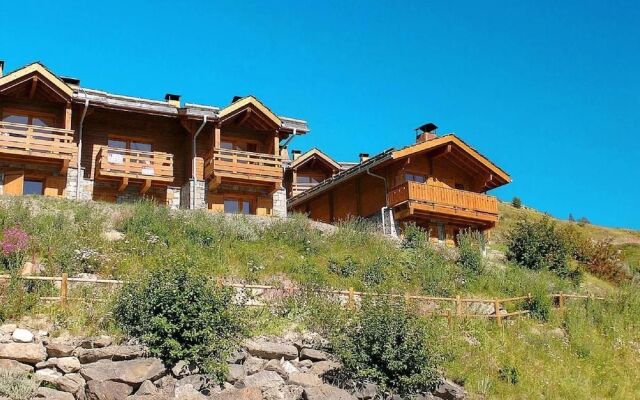 Rustic Apartment With Dishwasher, Located in Valmeinie