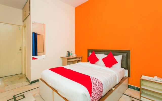 OYO 16572 Pk Suites Inn