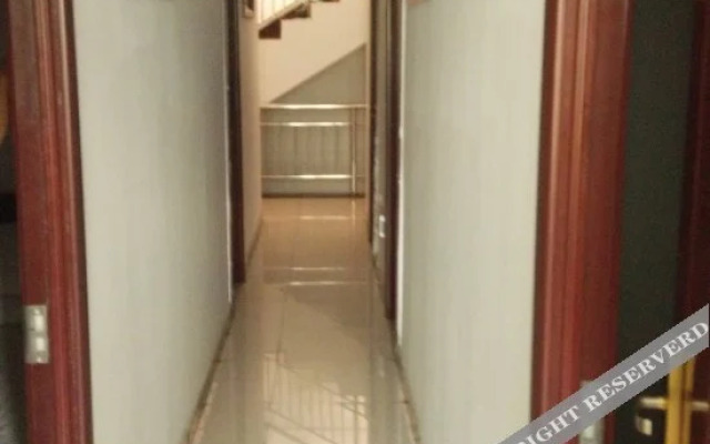 Yijia Hotel