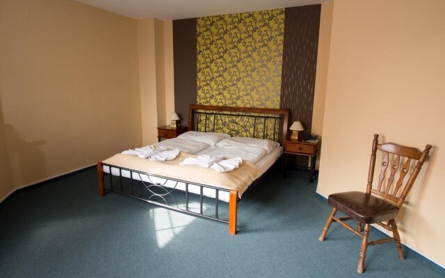 Hotel Diana