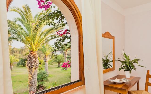 Residence con piscina a 250 mt dal mare