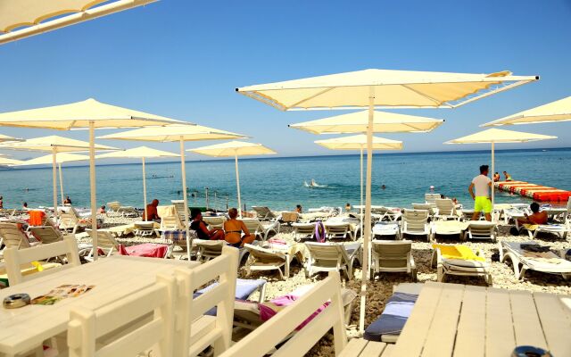 Viking Beach Hotel