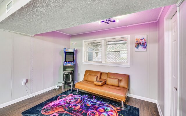 Family-friendly Tuskegee Home: 3 Mi to University!