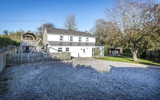 Barn Conversion - Hot Tub - Penally