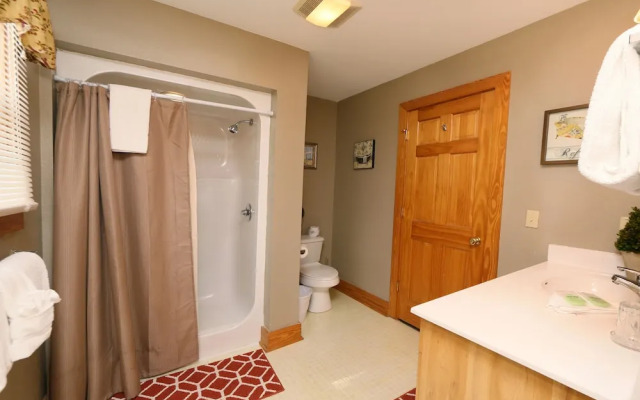 Pinnacle View 7A - Three Bedroom Chalet