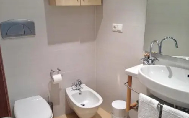 Apartamentos Puerto Basella Sl