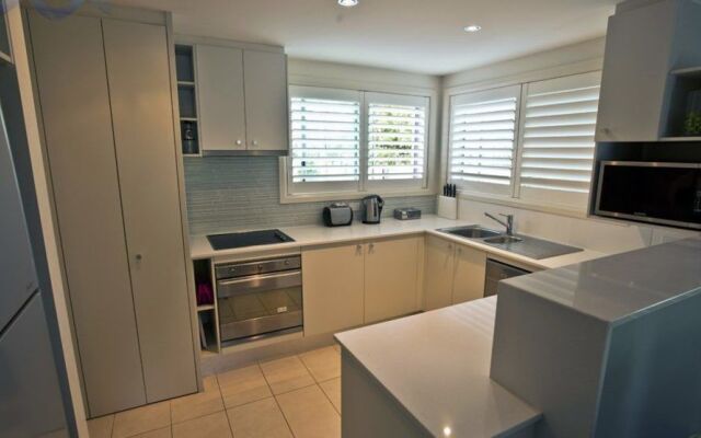 Pacific Blue Apartment 142, 265 Sandy Point Road