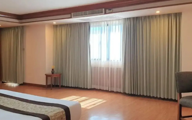 United Tower Thonglor by Aspira