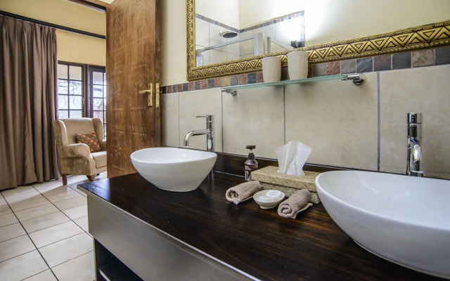 Abangane Guest Lodge