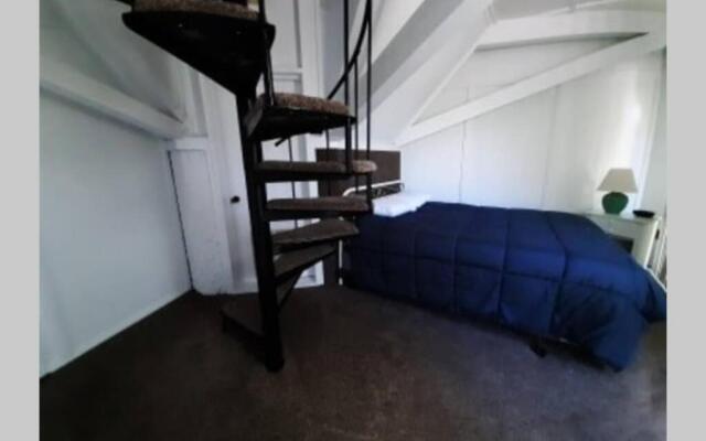 Unit 11-Treetop 2 Bedroom Villa