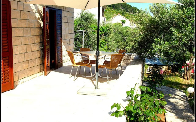 Apartments Pina