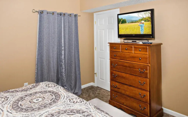 Whispering Pines 532